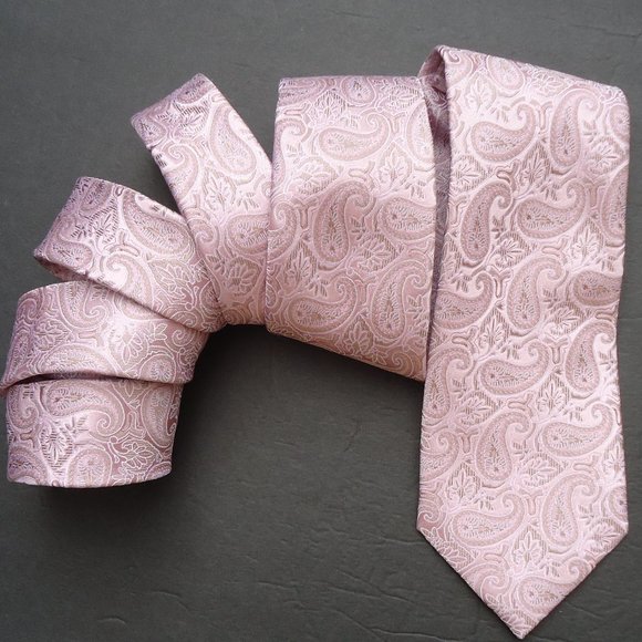 MICHAEL Michael Kors Tie 100% Silk Pink Paisley.